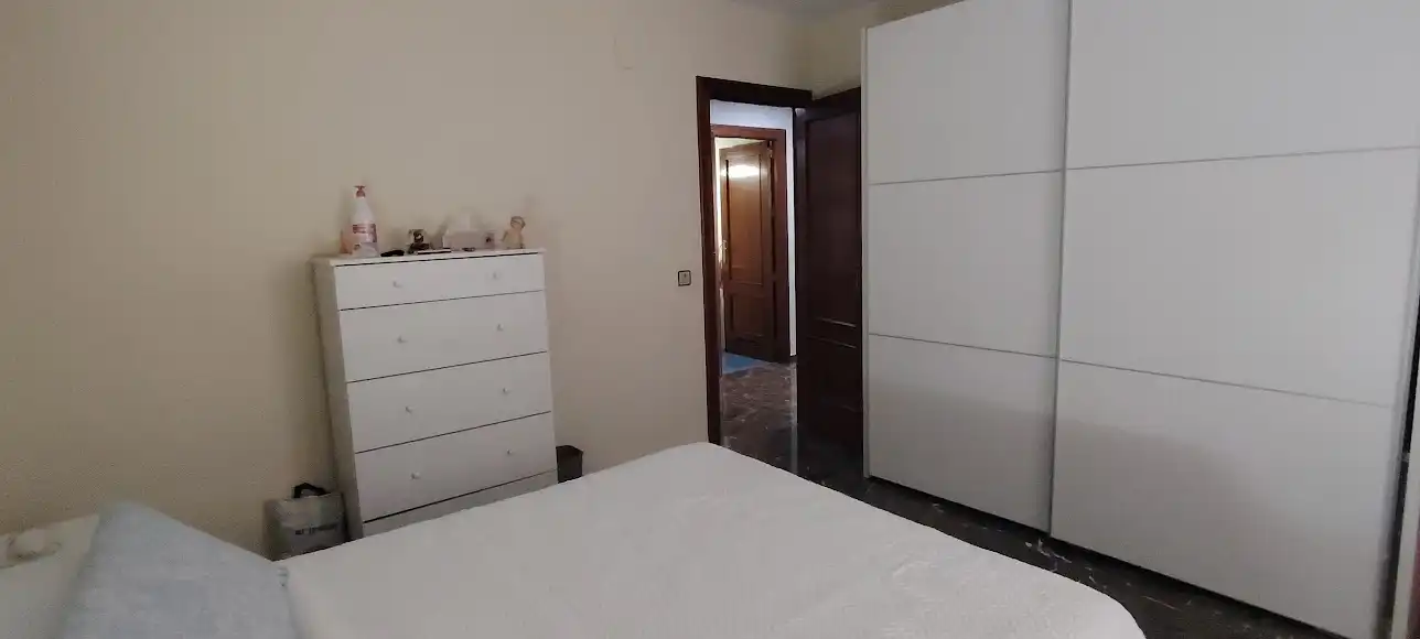 Schlafzimmer von Wohnung zum Verkauf in Linares mit Klimaanlage, Heizung und Privatgarten