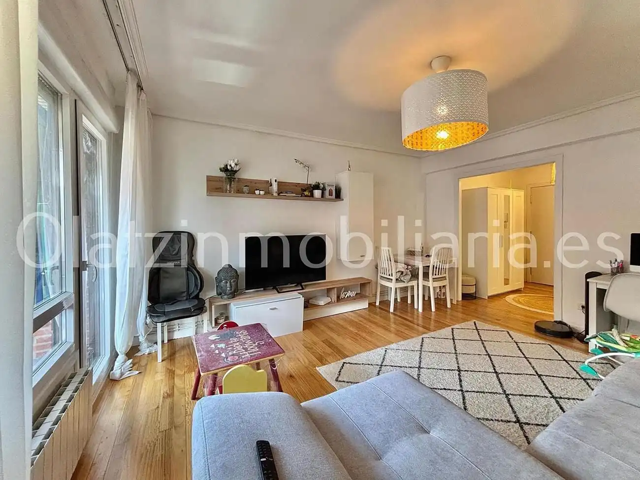 Sala de estar de Piso en venta en Zalla  con Calefacción, Terraza y Trastero