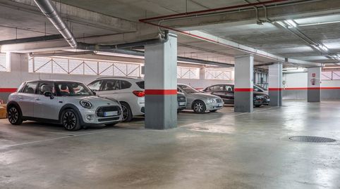 Foto 5 de Garatge de lloguer a Calle Revolt Negre, 2, Fontsanta - Fatjó, Cornellà de Llobregat