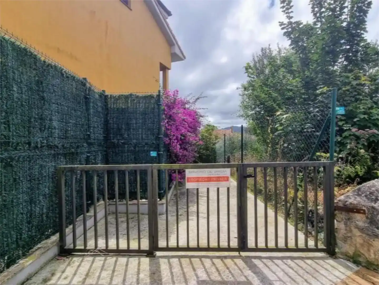 Exterior view of Flat for sale in Llanes  with Private garden, Parquet flooring and Furnished