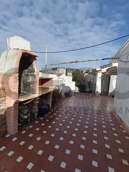 Vista exterior de Casa adosada en venda en Caldes de Montbui amb Terrassa