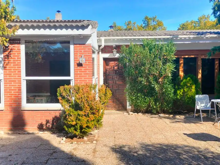 Vista exterior de Casa o chalet de alquiler en Puente Duero