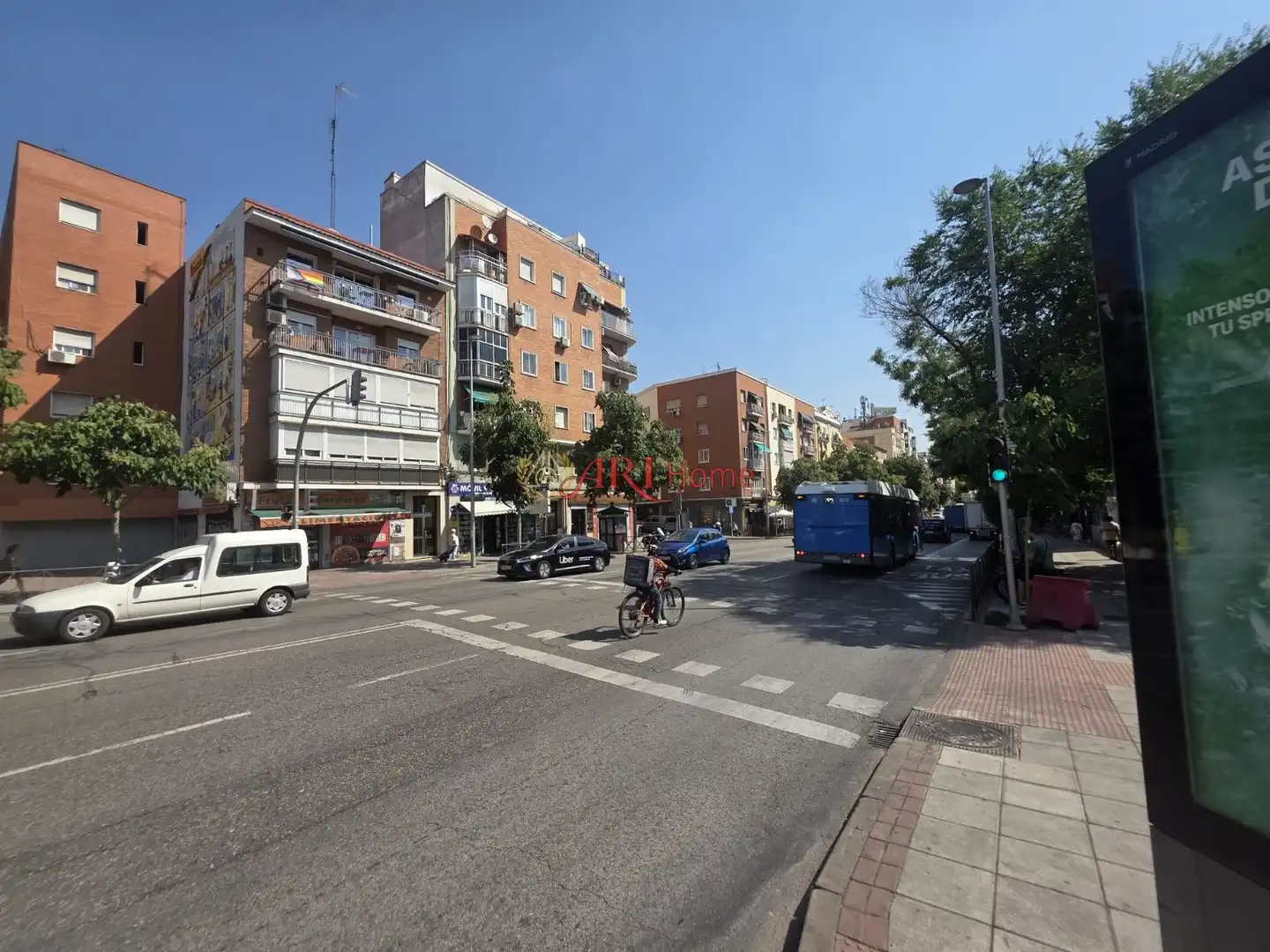 Vista exterior de Local de alquiler en Madrid con Aire acondicionado y Amueblado