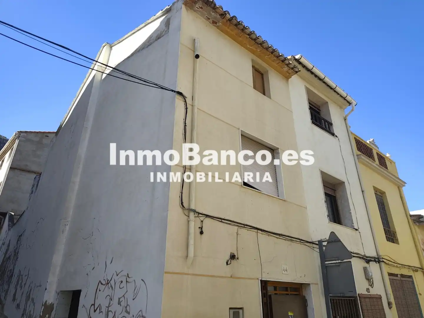 Vista exterior de Casa o chalet en venta en Tavernes de la Valldigna