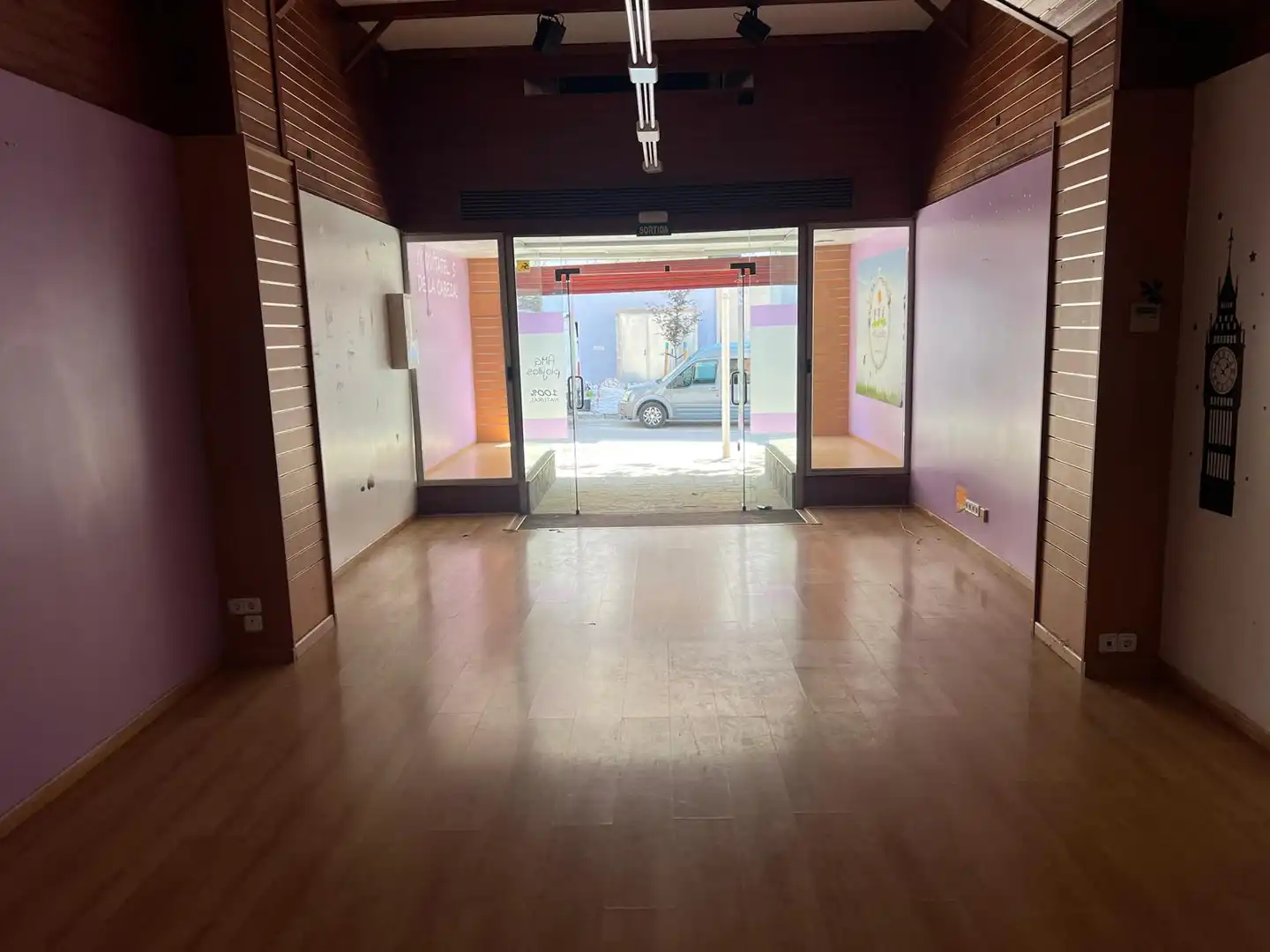 Local de lloguer en Mollet del Vallès amb Parquet