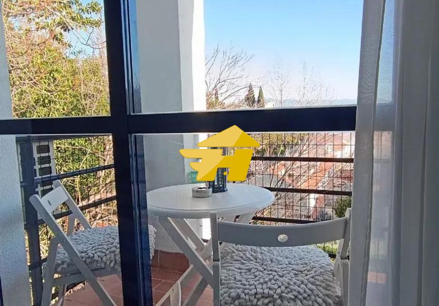 Terraza de Piso de alquiler en Torremolinos con Aire acondicionado, Piscina y Amueblado