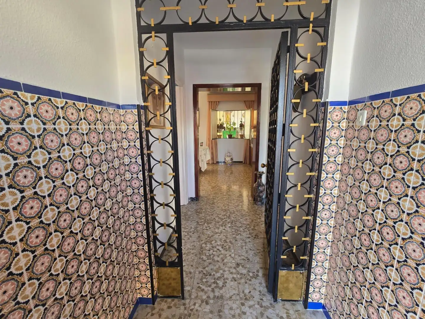 Casa adosada en venta en Bormujos con Terraza, Trastero y Balcón
