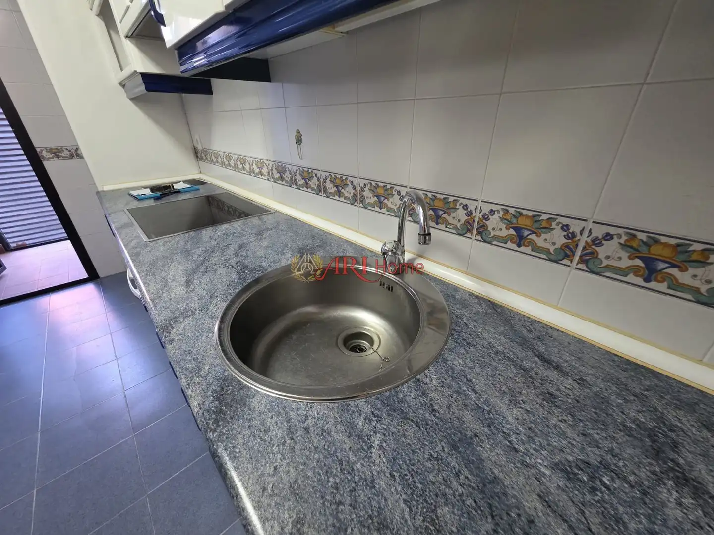 Kitchen of Flat for sale in Fuenlabrada  with Air Conditioner, Heating and Swimming Pool