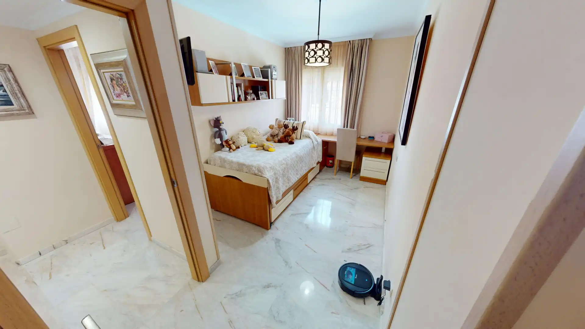 Habitación de Casa o chalet en venta en Torremolinos con Aire acondicionado, Calefacción y Jardín privado