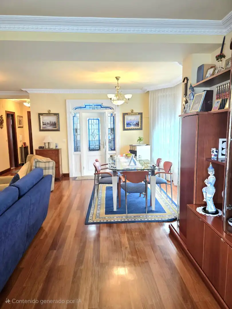 Comedor de Casa adosada en venta en Castro-Urdiales con Calefacción, Jardín privado y Terraza