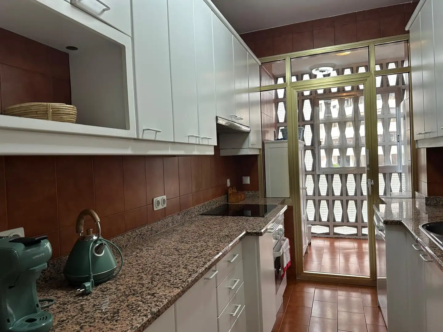 Kitchen of Flat for sale in Madrid  with Parquet flooring, Terrace and Storage room