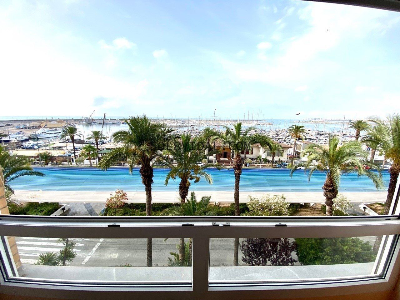 Exterior view of Flat to rent in Torrevieja  with Air Conditioner and Heating