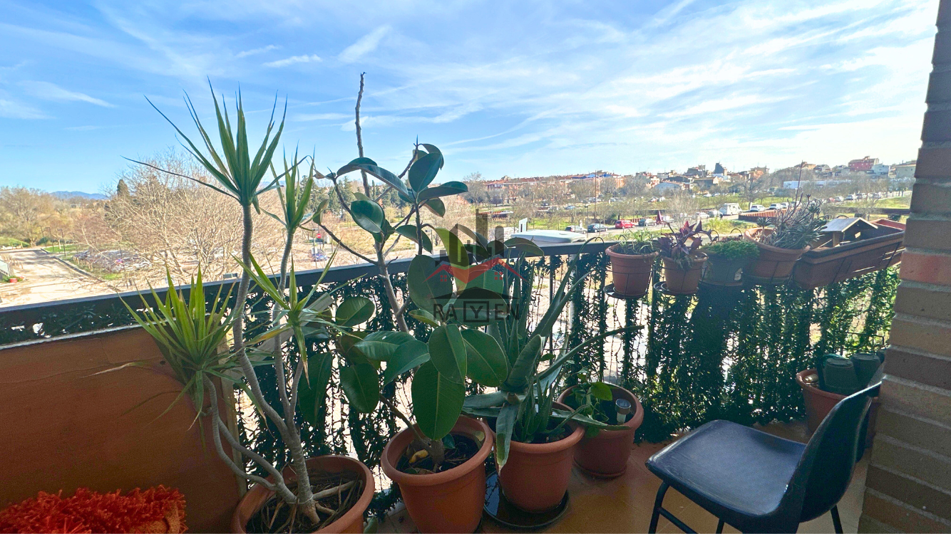 Flat for sale in Albera, Eixample - Horta Capallera