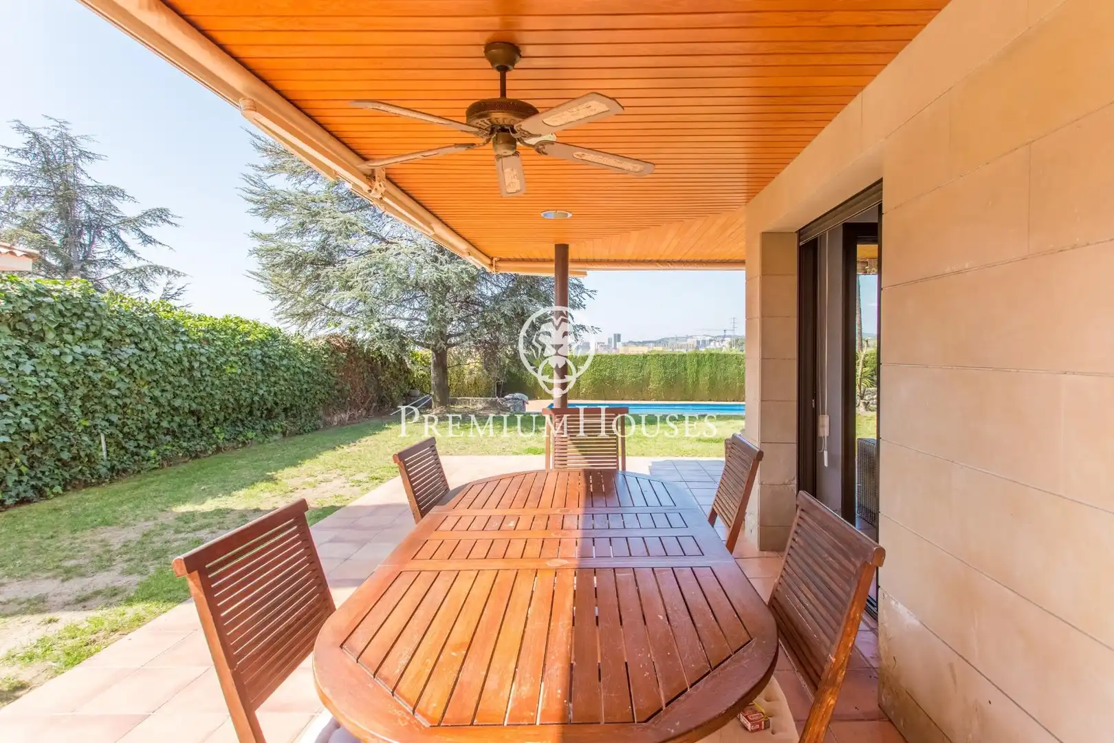 Terrassa de Casa o xalet en venda en Alella amb Aire condicionat, Calefacció i Jardí privat