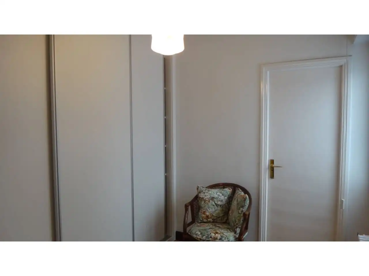 Habitación de Piso en venta en  Pamplona / Iruña con Calefacción, Parquet y Trastero