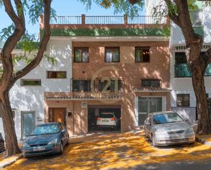 Exterior view of Single-family semi-detached for sale in Marbella  with Terrace and Balcony