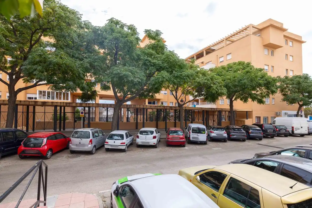 Flat with terrace for sale in Calle Grazalema, imagen 33