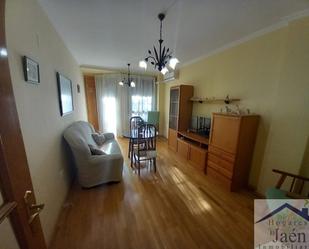 Wohnzimmer von Wohnungen miete in Linares mit Balkon