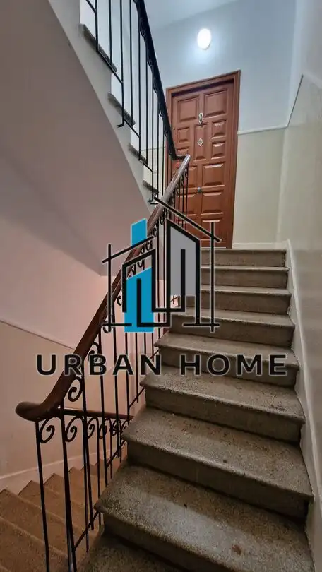 Exterior view of Flat for rent in León Capital   with Heating and Parquet flooring