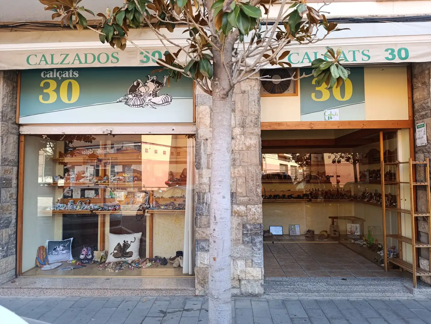 Local commercial à vendre à de la Verge del Carme 16