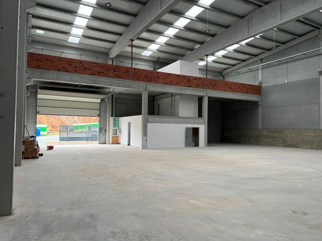 Nau industrial de lloguer en Oroso