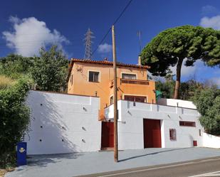 Vista exterior de Casa o xalet de lloguer en  Barcelona Capital amb Terrassa