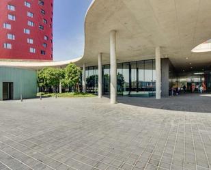 Exterior view of Office to rent in L'Hospitalet de Llobregat  with Air Conditioner and Heating