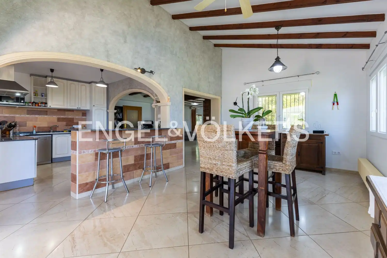 Comedor de Casa o chalet en venta en Dénia con Aire acondicionado, Calefacción y Jardín privado