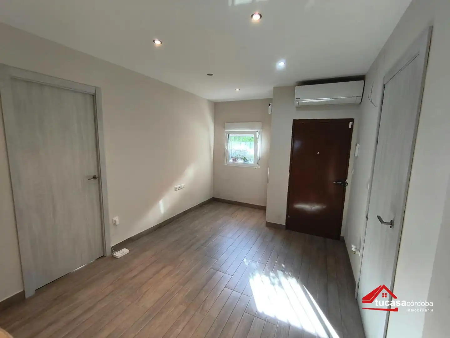 Habitación de Planta baja en venta en Sur