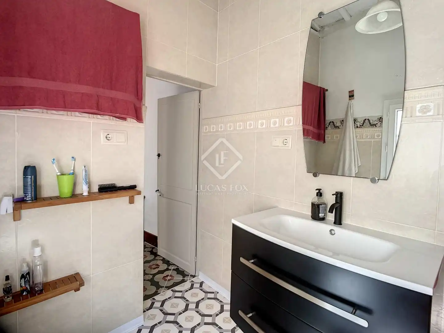 Bathroom of Houses for sale in Maó - Mahón  with Air Conditioner, Heating and Parquet flooring