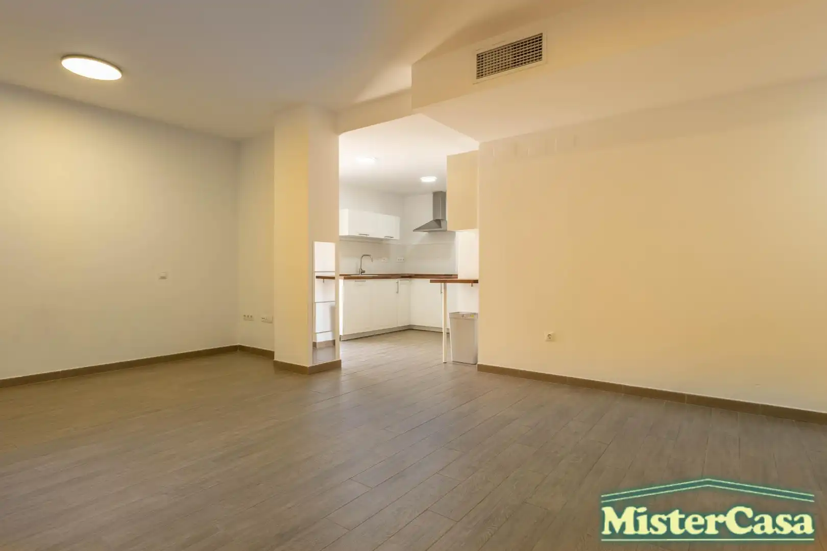 Flat with pool for sale in Zona Carrefour, imagen 7