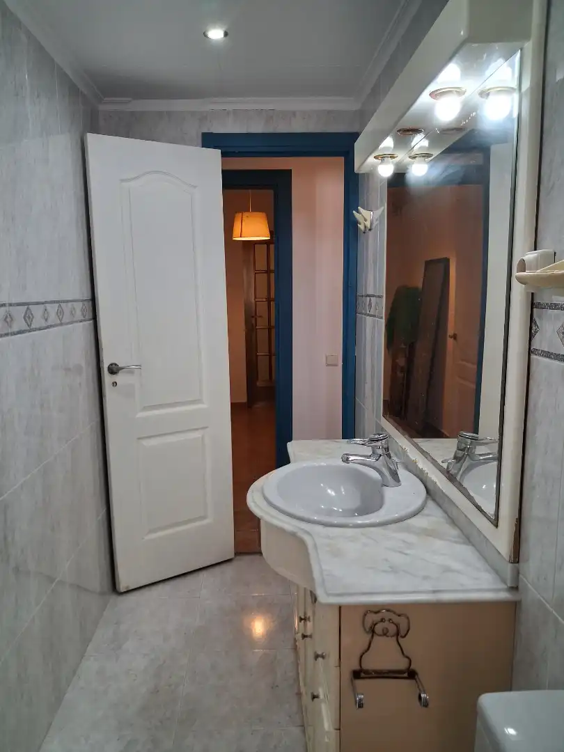 Baño de Planta baja en venta en Castelldefels con Jardín privado