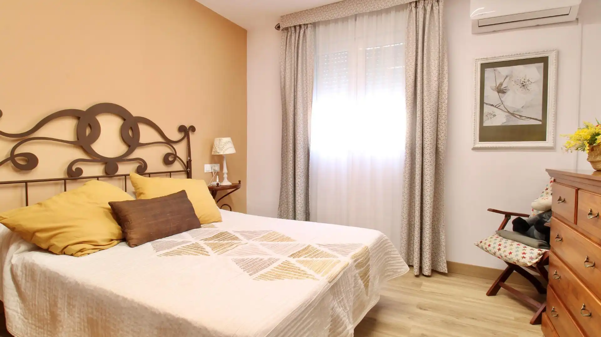 Casa aparellada amb terrassa en venda a Calle de la Gloria, imagen 33