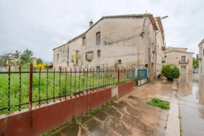 Houses for sale in Cornellà del Terri