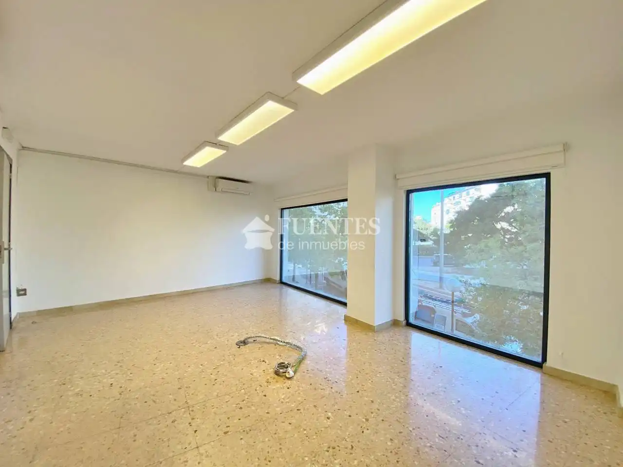 Local comercial en alquiler en Calle  Colombia, imagen 10
