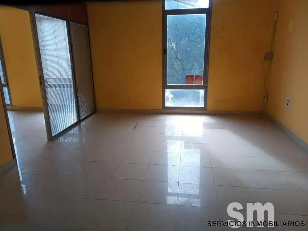 Dormitori de Oficina en venda en Sevilla