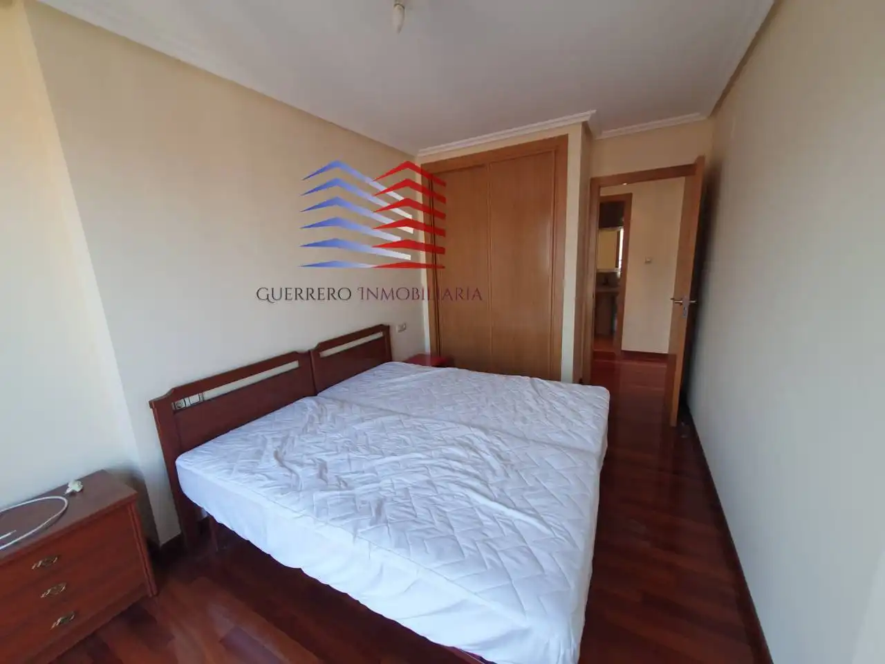 Schlafzimmer von Wohnung zur Miete in Ourense Capital  mit Heizung, Parkett und Terrasse