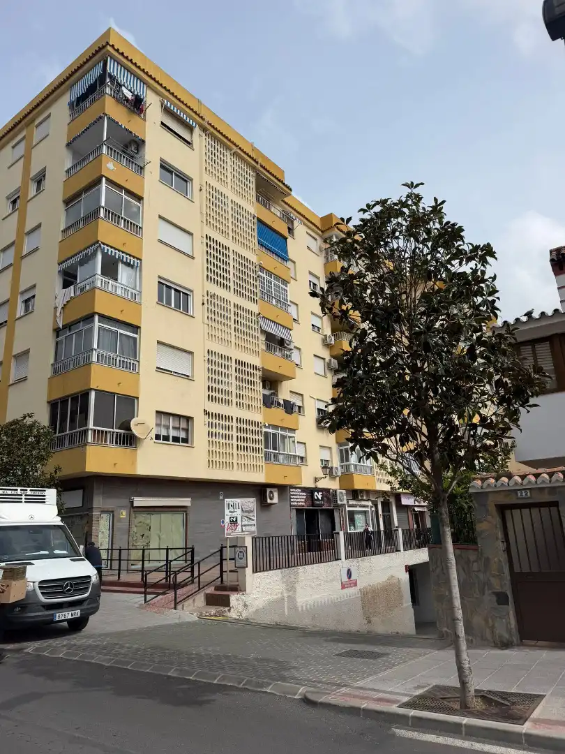 Exterior view of Flat for sale in Marbella  with Private garden, Terrace and Oven