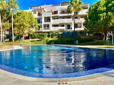 Piso con piscina en venta en Calle Mar Cantabrico 9