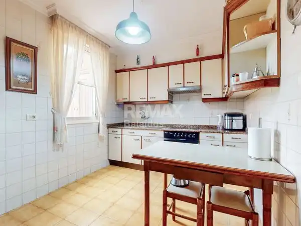 Kitchen of Flat for sale in Vigo   with Parquet flooring, Terrace and Storage room
