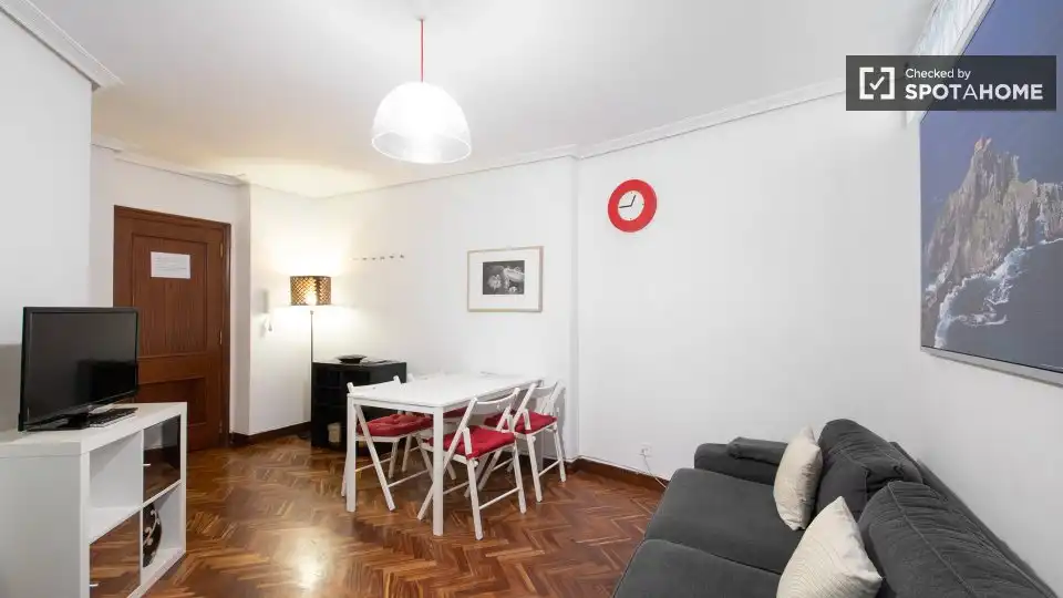 Room in Villabona