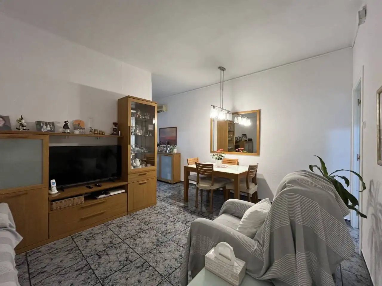 Sala de estar de Piso en venta en Barcelona con Aire acondicionado, Calefacción y Amueblado