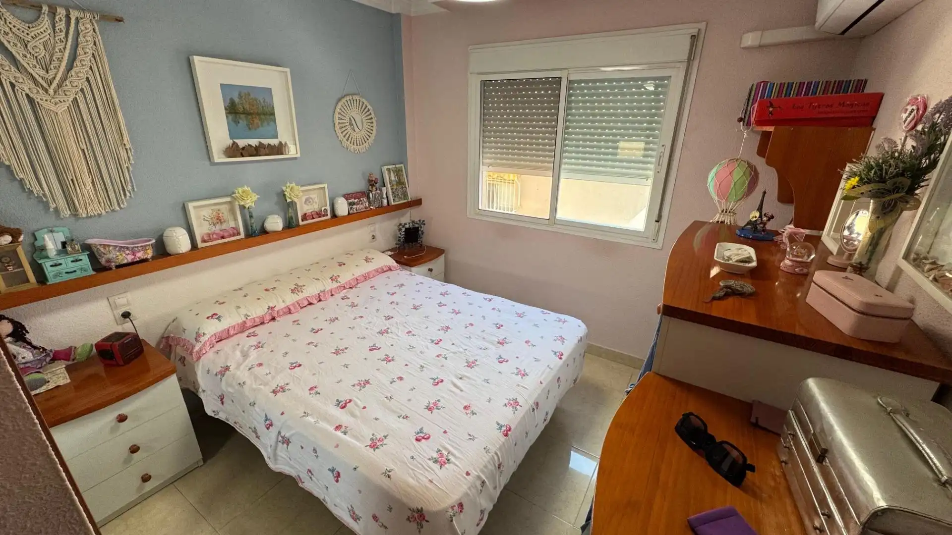 Bedroom of Flat for sale in Rincón de la Victoria  with Air Conditioner and Storage room
