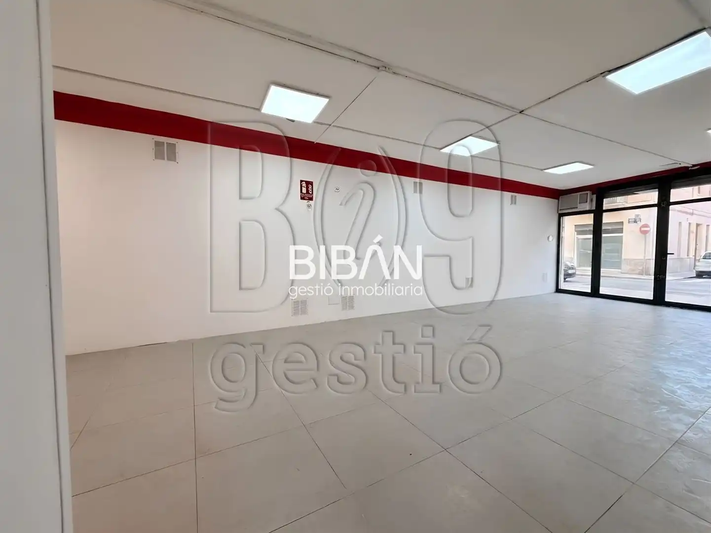 Local en venta en Tarragona con Aire acondicionado