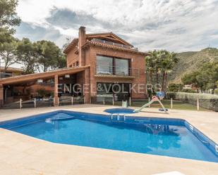 Exterior view of House or chalet to rent in Castelldefels  with Air Conditioner, Terrace and Swimming Pool