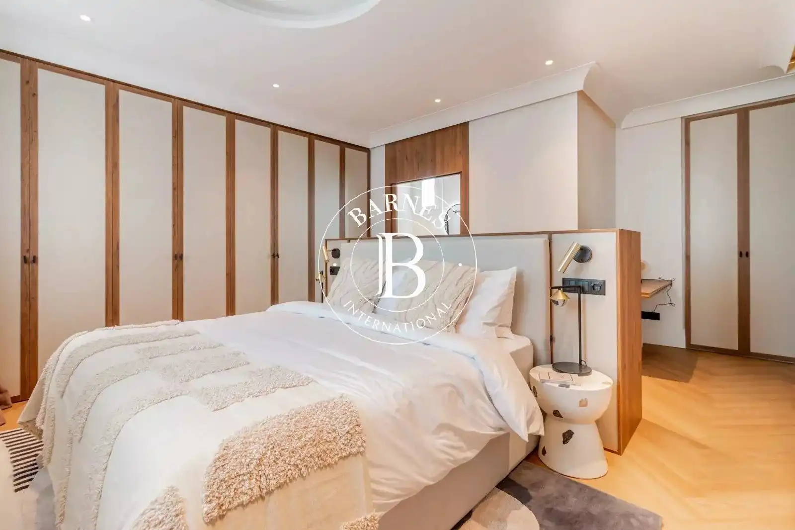 Bedroom of Flat for rent in Madrid  with Air Conditioner, Heating and Terrace