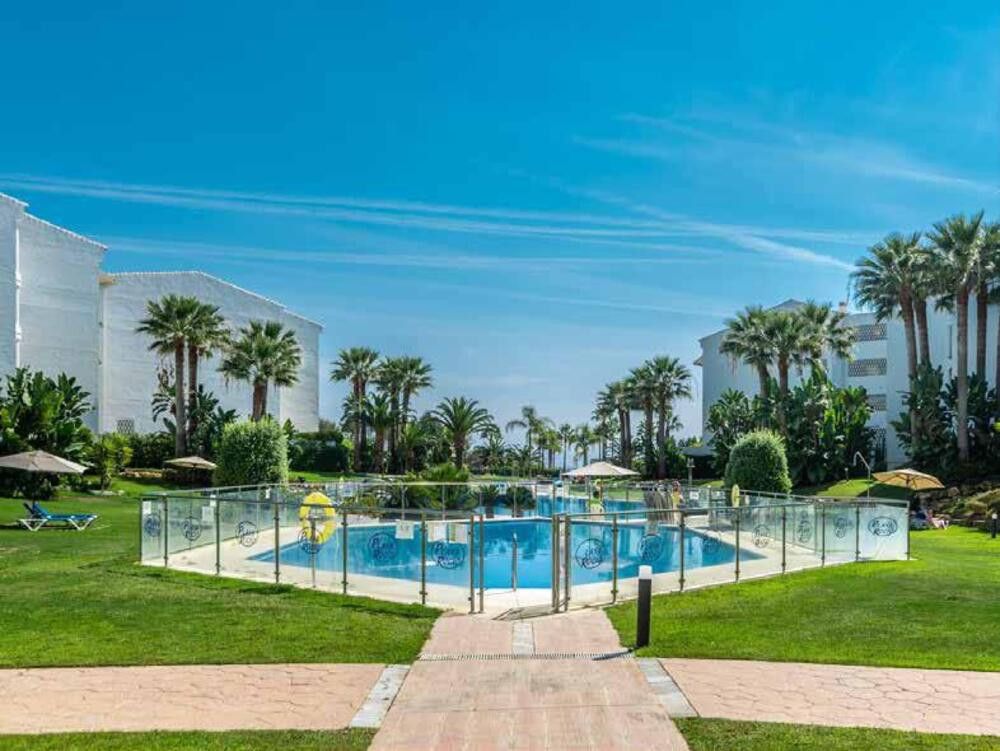 Piscina de Apartament de lloguer en Marbella amb Aire condicionat, Terrassa i Piscina