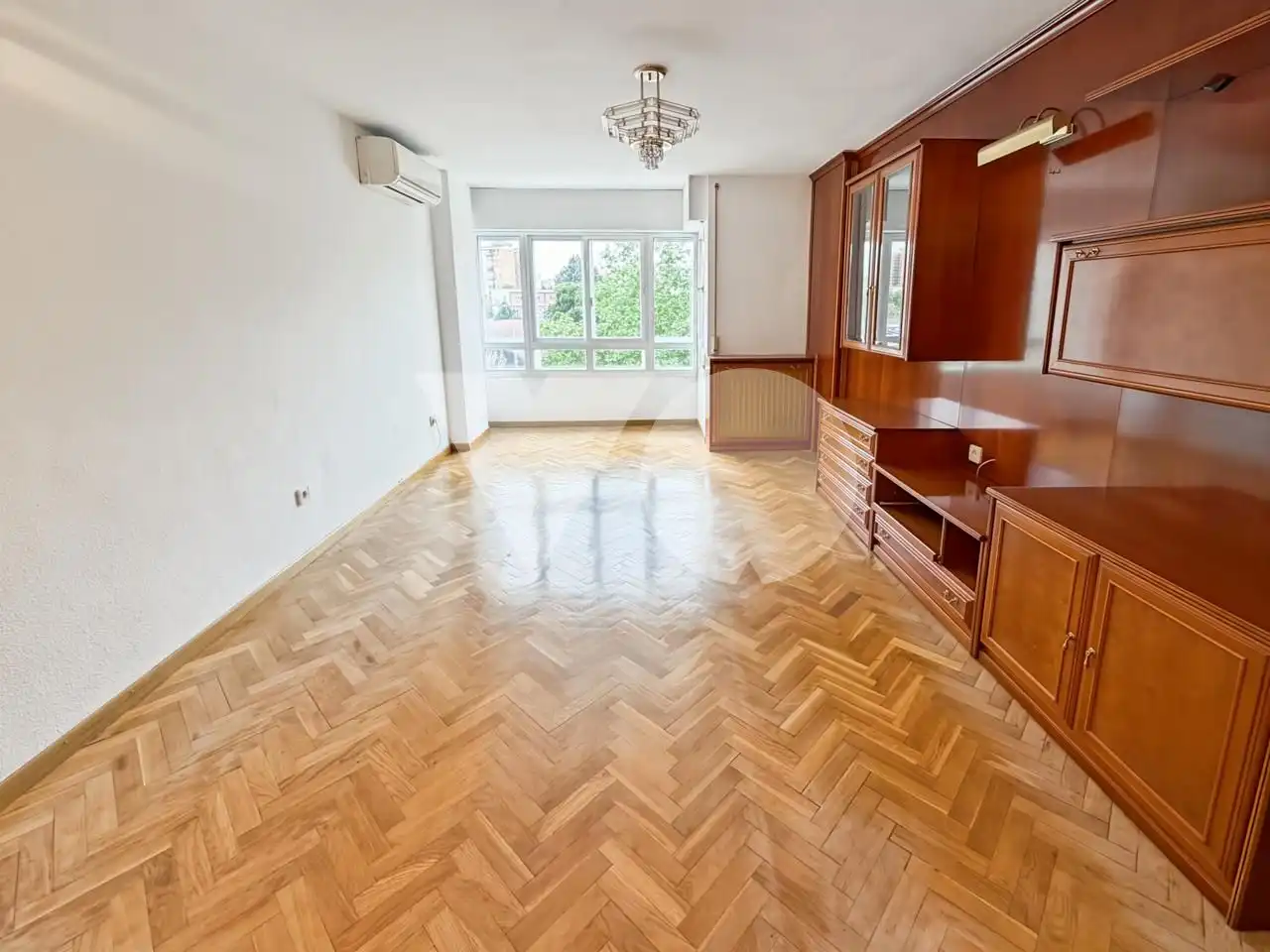 Wohnzimmer von Wohnung zum Verkauf in  Madrid Capital mit Klimaanlage, Heizung und Parkett