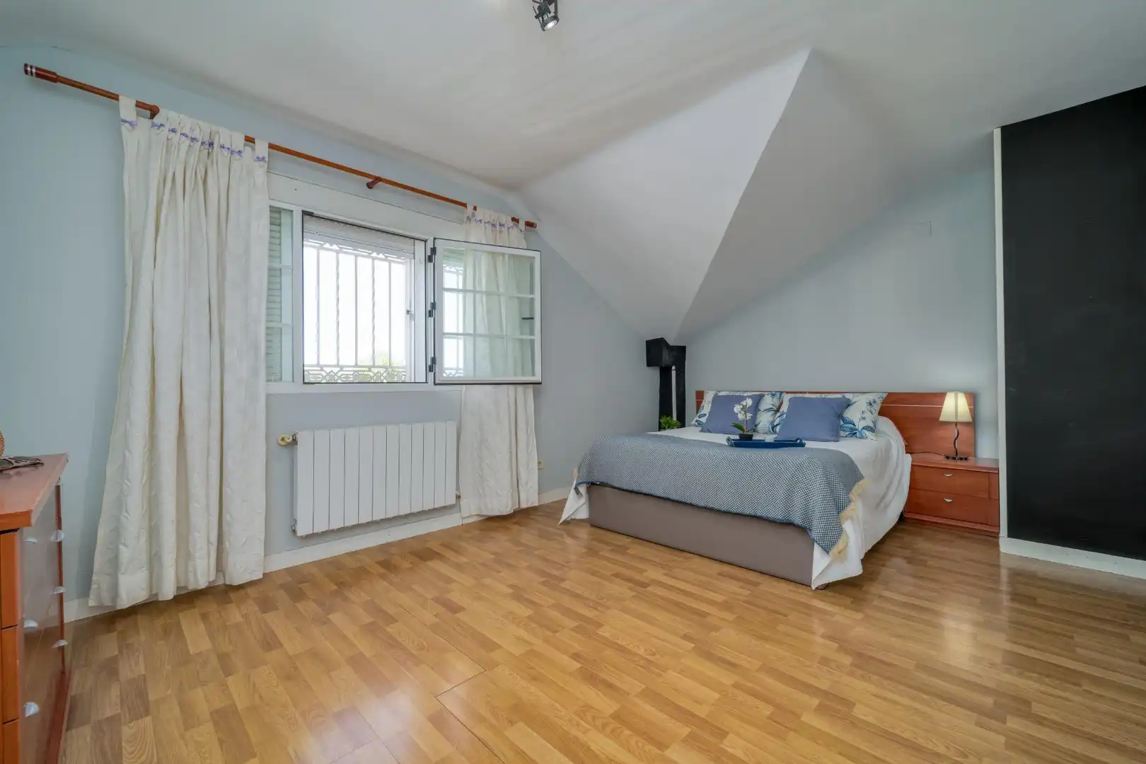 Habitación de Casa adosada en venta en Meco con Calefacción