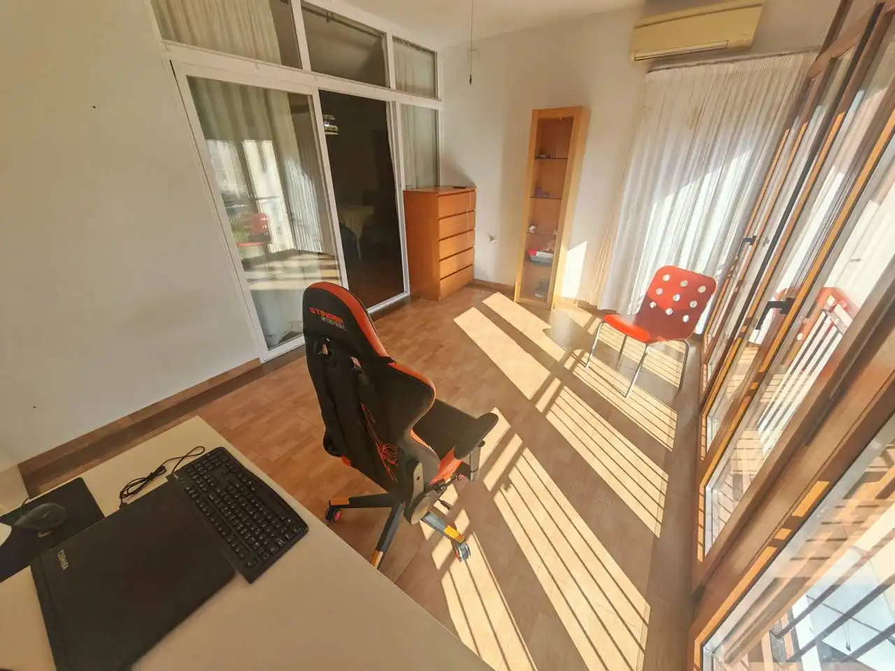 Piso en venta en Huétor Tájar con Aire acondicionado, Calefacción y Parquet